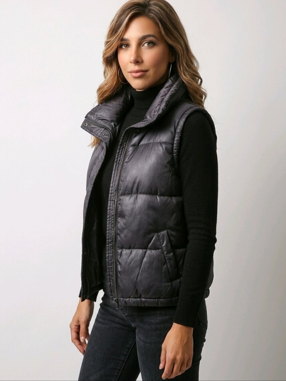 Old Navy Women's Silver Puffer Vest